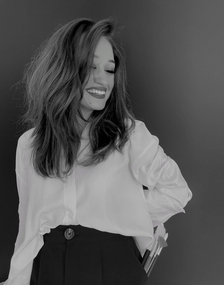 Anca Munteanu Artist